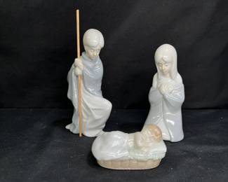 Colonial Of Cape Cod 3 Piece Nativity Set