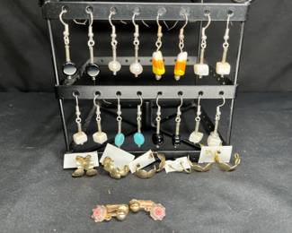 14 Pairs of Earring