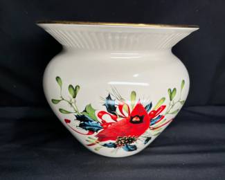  Lenox Winter Greetings CachePot Planter