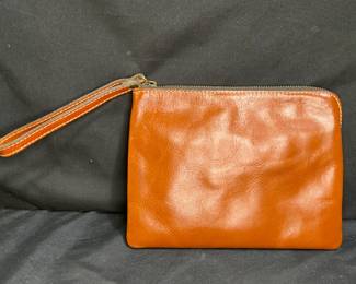Patricia Nash Tan Leather Zip Close Clutch P34901
