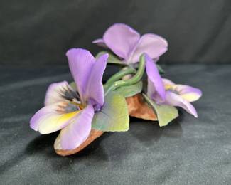 LG Napoleon Capodimonte Porcelain Purple Pansies
