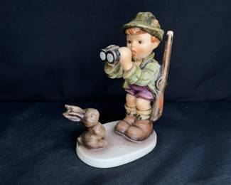 Goebel Hummel " Good Hunting!" Figurine