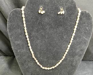 14KT Fresh Water Pearl Necklace & Ear Rings