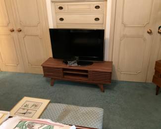 THIS CABINET IS NOT OLD.  