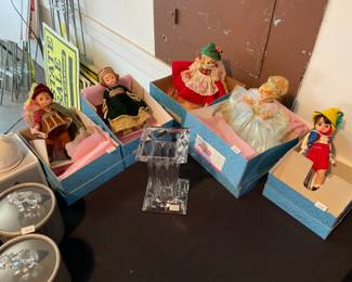 VINTAGE DOLLS