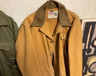 VINTAGE HUNTING CLOTHING 