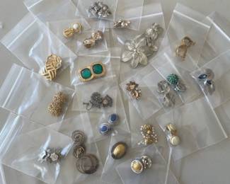 Lot 7427 Vtg Clip On Earring Costume Jewelry Lot  Napier Monet Trifari Whiting  Davis Co