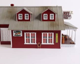 Lot 9992 Train Building Bobs Country Store Woodland Scenics