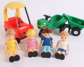 Lot 9112 Vintage Little Tykes Toys and Figurines