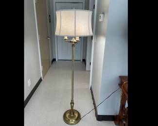 Lot 9947 Vintage Brass Floor Lamp