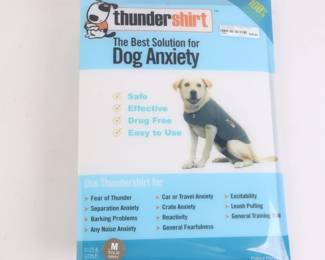 Lot 9870 Dog Anxiety Thundershirt  Size Medium