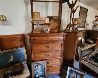 Lexington Chest of Drawers