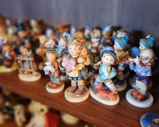 Hummels, Hummels and more Hummels