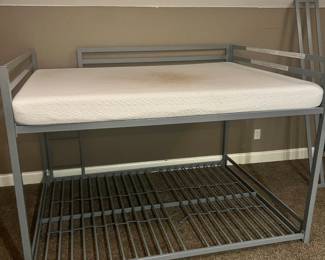Metal bunk bed