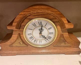Bulova Quartz Chime Mantel Clock