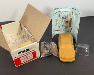 Starter Model Kit - Ford NASCAR COORS
