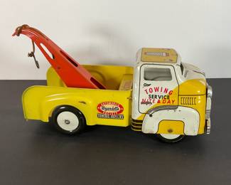 Marx Wyandotte Tow Truck