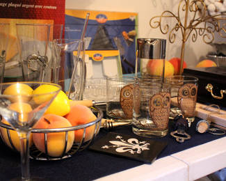 plots of bar ware, printed glasses