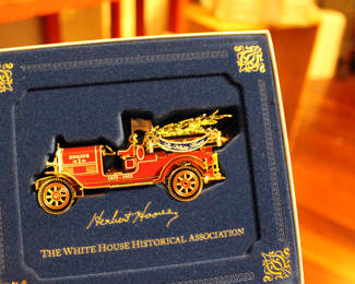 White House Christmas ornaments
