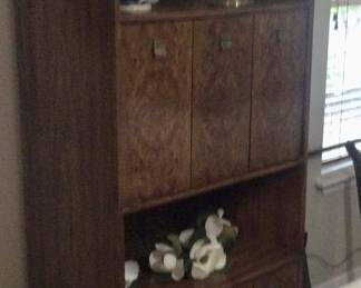 Shelve storage bedroom set