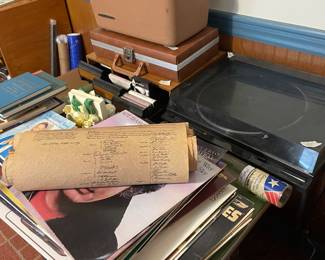 Turntable Albee’s etc