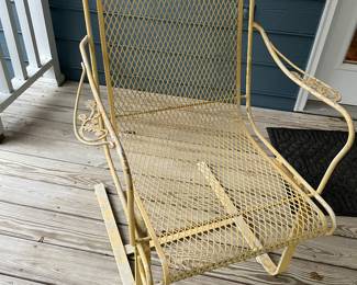 Nice deck chairs. Cantilever with spring set of 4 