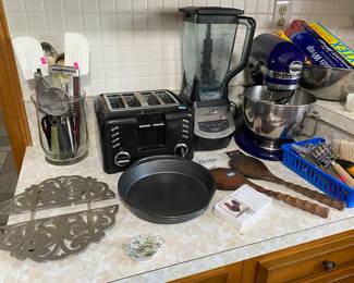 KitchenAid, toaster, blender