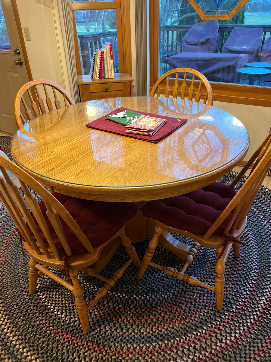 Rockton Estate Sale by Jolly Estate Sales starts on 12/8/2023