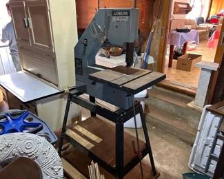 DELTA BAND SAW