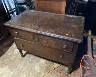ANTIQUE DRESSER WITH MIRROR