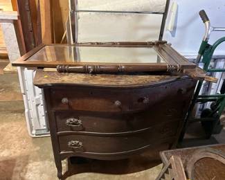 DRESSER WITH MIRROR