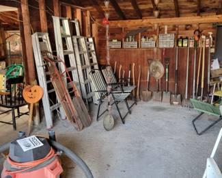 Ladders, ShopVac, Vtg Sleds