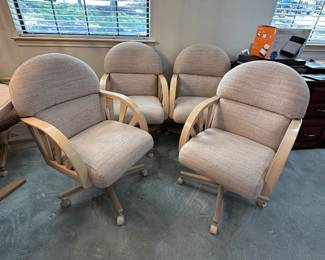 $100 Chromcraft Chairs set of 4                                       
Price is for all of them 
Very comfortable chairs. 
They rock and swivel and roll 
