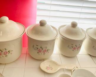 Pfaltzgraff Cannister Set
