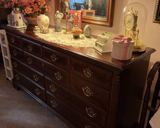 Vintage Mohogany Dresser