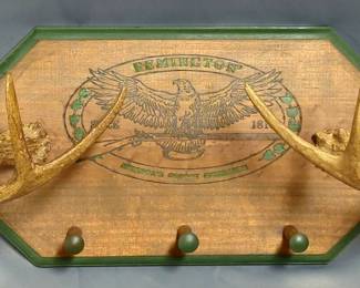 Remington Wall Hanging Rack With 4-Point Antlers