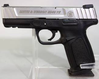 Smith & Wesson SD40 VE .40 S&W Pistol SN# FDC5002