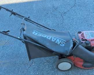 Snapper Big Six Lawn Mower, Model FRP216012, 6HP Briggs & Stratton Engine, Ninja Recycling Mulcher, Bag Catch, Self-Propelled