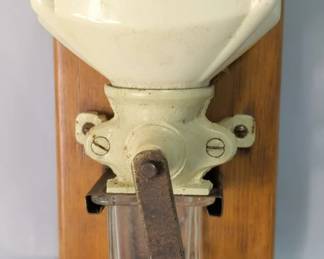 Vintage German Geschmiedetes Mahlwerk Wall-Mounted Coffee Grinder, 11.5" x 5"