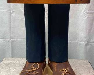 Wooden Legs Cat Pedestal 