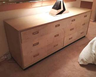  07 Henredon Burlwood Scene Two Dresser