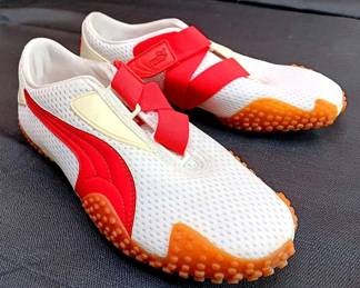 Womens Puma Sneakers 