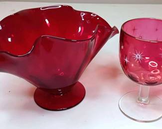 Candy Dish and Vase 