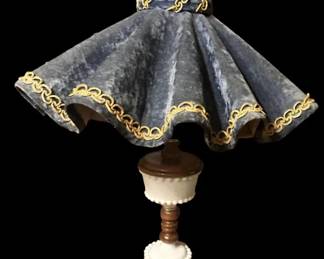 Vintage Ruffled Table Lamp