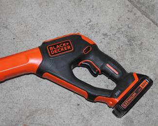 Black and Decker Cordless Trimmer