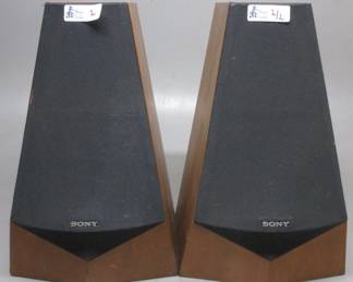 LOT OF 2 SONY SS-M3 SPEAKERS