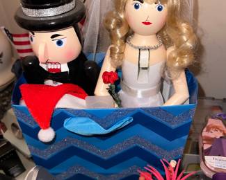 cute Married nut crackers