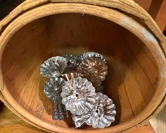 Vtg. Christmas tree candle clips