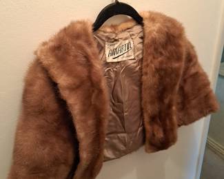 One of 2 minks the other is a full length , this one is $40