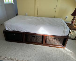 another image of the bed (there are two) 